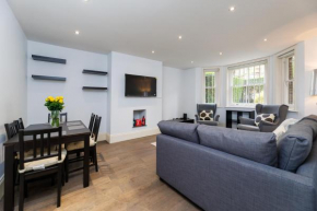 Spacious 2-Bed Flat / 10 mins from the Centre
